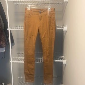 NWOT * Hybrid and Company Tan Stretchy Jeans in Size 3